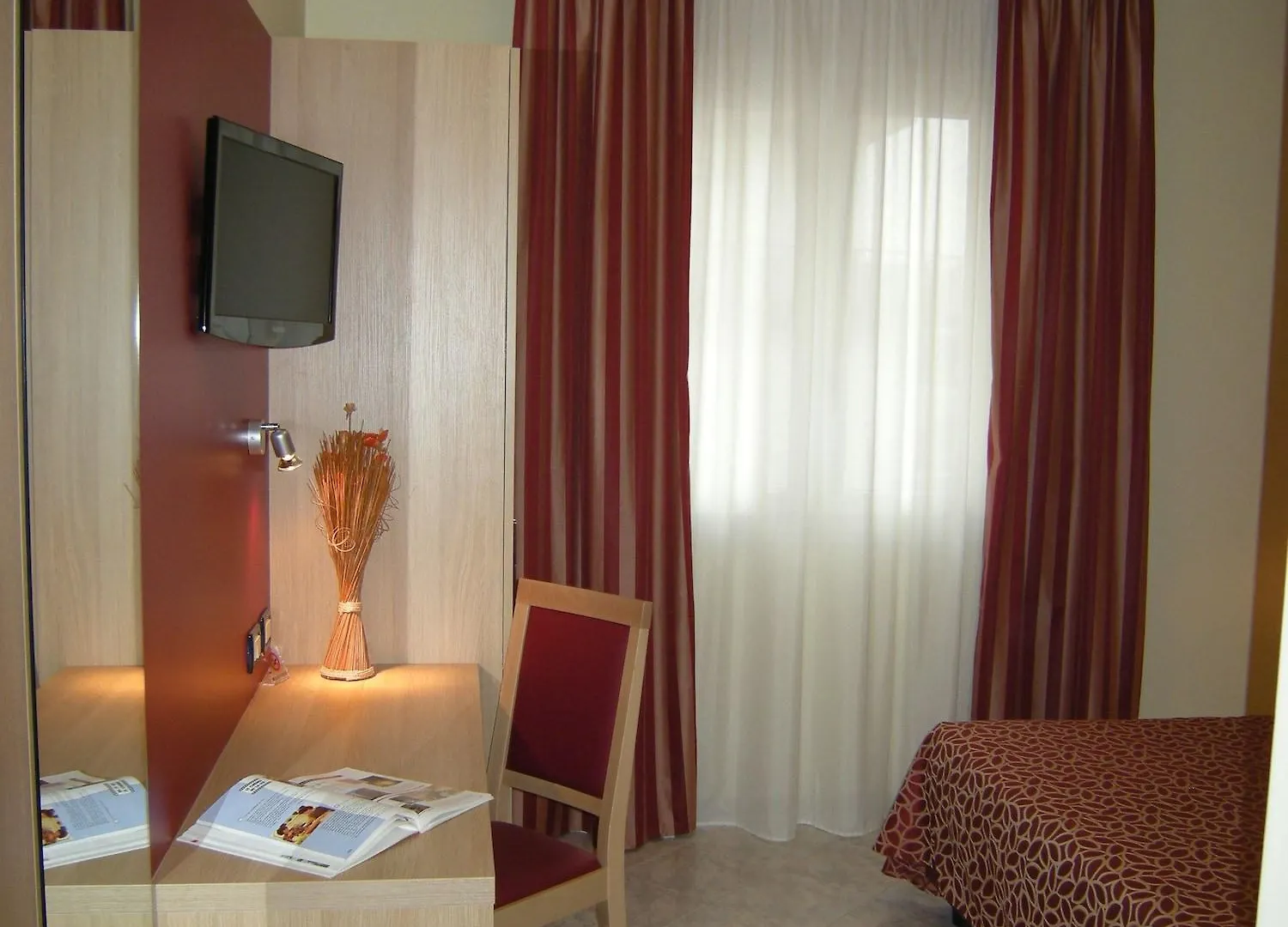 Hotel San Carlo Mestre 3*,